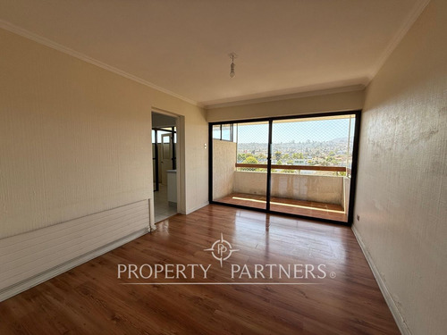 Arriendo Año Corrido Amplio Y Cómodo Departamento