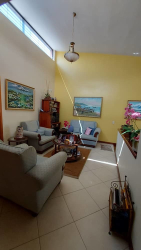 Imagen 6 de 14 de Venta Townhouse Valles De Camoruco Valencia