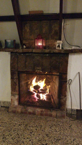 Imagen 11 de 18 de Casa Quinta En Barrio Los Bosquecitos!!!
