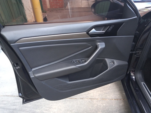 Volkswagen Vento 1.4 Highline 150cv At