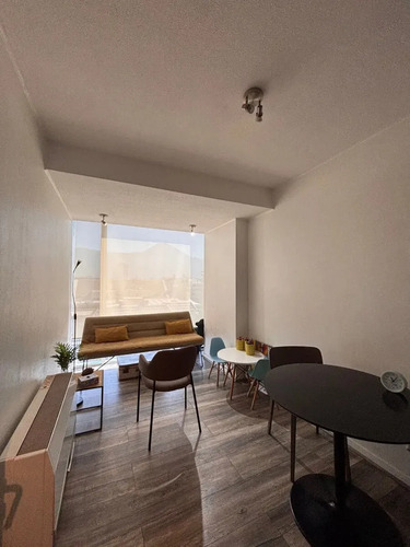 Arriendo Of Amplios Espacios 2p 2e 2 Baños Vitacura