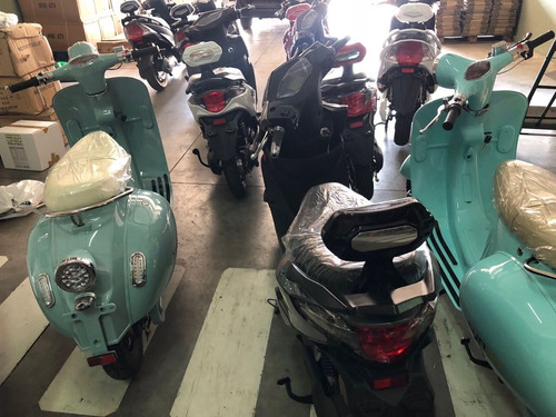 Imagen 5 de 14 de Eléctrica Vespa Sunra 3000w Okm Litio 85/95 Km Y Cuotas