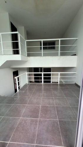Imagen 10 de 13 de Adriana Castellanos +58 412 6697984 Vende Apartamento En Residencias Vistapo, Planta Baja Cod. 159696