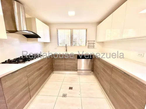 Casa En Alquiler En Altamira