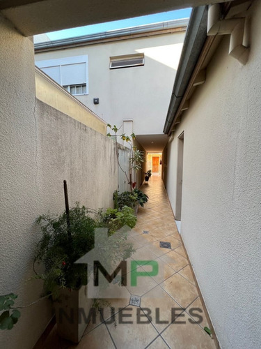 Imagen 3 de 22 de Patio Con Parrilla - 3 Baños - Luminoso