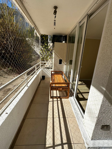 Reñaca. Condominio. Pasos Estadio Español.