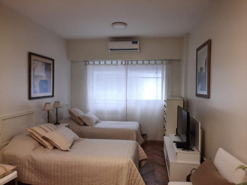 Imagen 6 de 25 de Ambiente De 30 M2/ Apto Profesional/ Muy Luminoso/ Centro