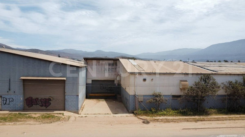Bodega En Venta En Maneadero, Ensenada, Baja California.
