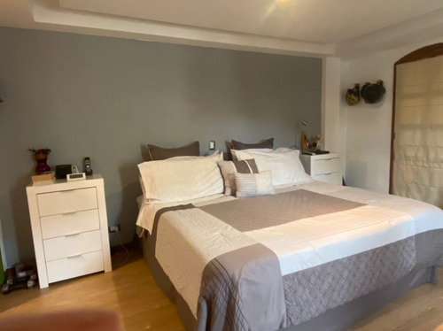 Imagen 14 de 30 de En Venta Moderna E Impecable Casa En Res. Pueblo Viejo.