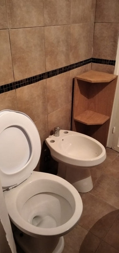 3 Casas Amuebladas En Un Mismo Padrón, Total: 4 Dormitorios Y 3 Baños, Céntrica
