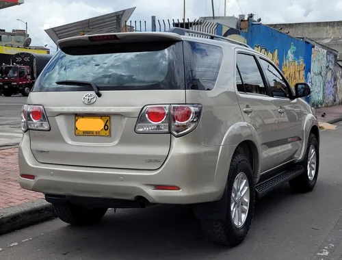 Toyota Fortuner 2.7l 4x4