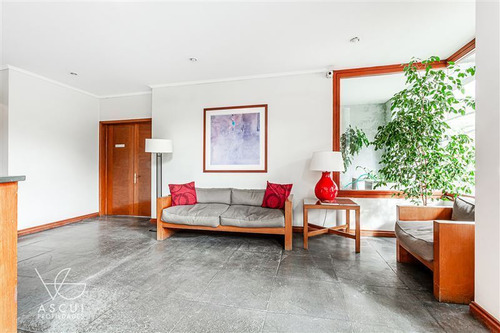 Departamento En Venta De 3 Dorm. 3b En Las Condes