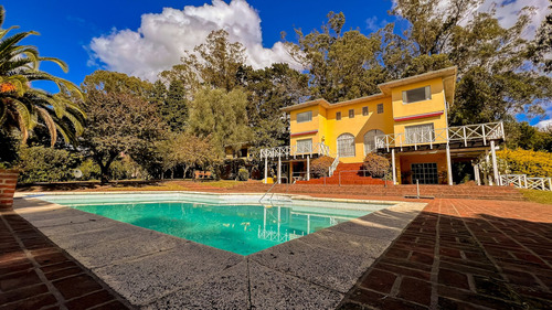 Venta Importante Posada En Sierra De Los Padres