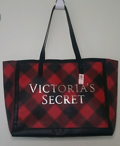 Bolso de mano Victoria's Secret, color original: rojo, color de la correa para el hombro: negro, diseño de tela: tela escocesa