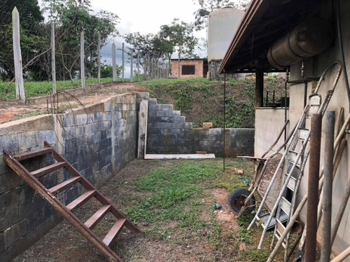 Imagem 7 de 14 de Chácara 5000 Metros Com 05 Quartos!!!