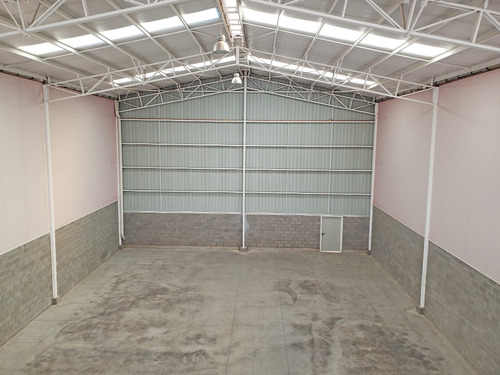 Excelente Bodega En Complejo Industrial - Quilicura