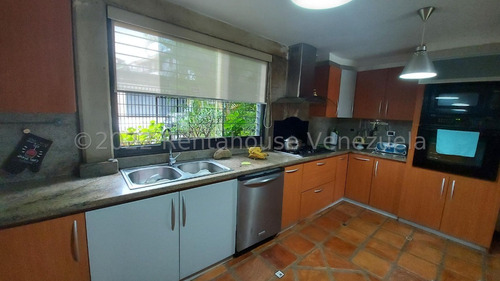 Imagen 5 de 12 de George Tahan #22-25030 Alquiler Maravillosa Casa Por Su Belleza Y Vista A La Ciudad De Caracas Y Al Hermoso Avila En Todo Su Esplendor,