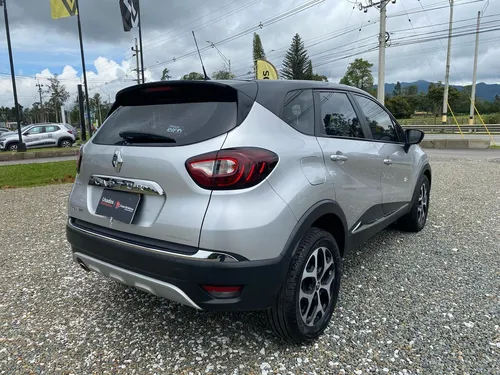 Renault Captur INTENS AT 2.0 4X2
