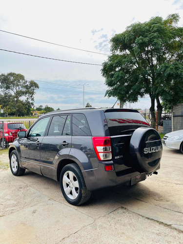 Suzuki Grand Vitara 2.4 Jiii 2011