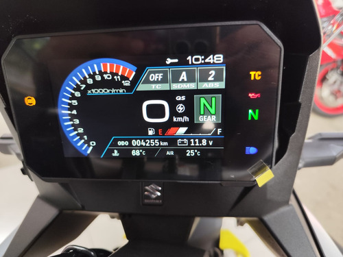 Suzuki V-strom 800 De 2025 / 4.255 Km