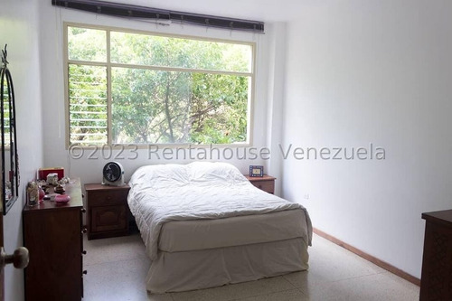 23-33854 Bello Apartamento Para Remodelar En Venta
