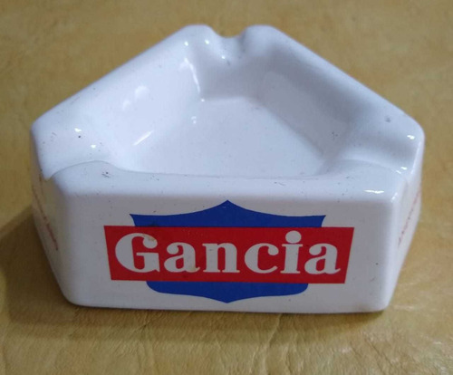 Antiguo Cenicero De Cerámica Gancia