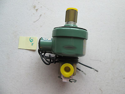 Asco Red Hat Solenoid Valve 8314c15 120/60 1/4 3-u 26639s