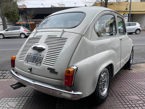 Imagen 8 de 20 de Fiat 600 R Año 1976 De Coleccion