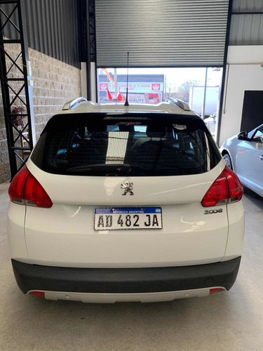 Imagen 15 de 15 de Peugeot 2008 2019 1.6 Allure