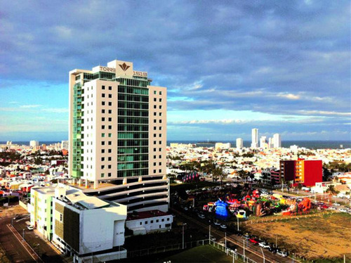 Oficina En Venta En Boca Del Río, Veracruz En Torre 1519 Con Elevadores Con Vista Panoramica