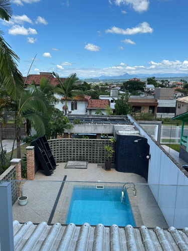 Casa Alto Padrão Com 3 Dormitórios E 1 Suíte Próximo Ao Centro De Criciúma