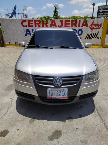 Imagen 2 de 8 de Volskwagen Gol Sincronico