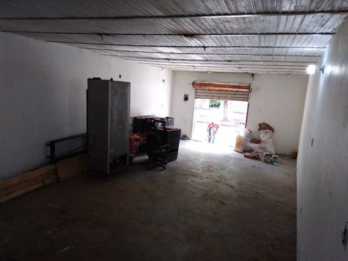 Imagen 4 de 8 de Local Comercial En Alquiler. Entre Urb. San José Y Piñonal. Maracay