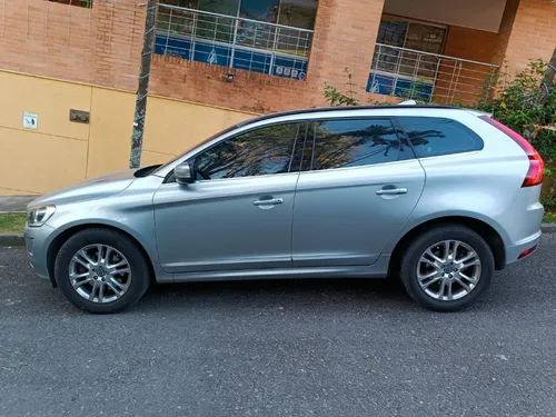 Volvo XC60 3.0 T6 R-design Awd