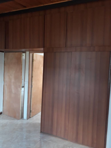 Imagen 5 de 10 de Casa En Venta, Municipio Urdaneta, Valles Del Tuy.