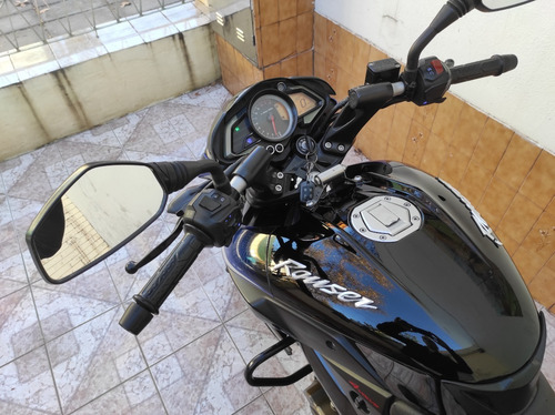 Rouser Ns 200