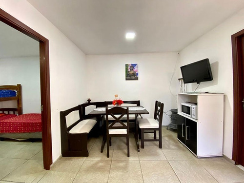 Imagen 18 de 25 de Casa De 2 Pisos + Piscina Climatizada + Apto + Monoambiente En Balneario Argentino