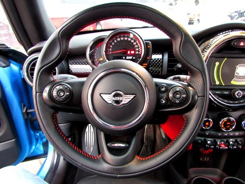 Mini Cooper Hot Chili John Cooper Works Std 2017