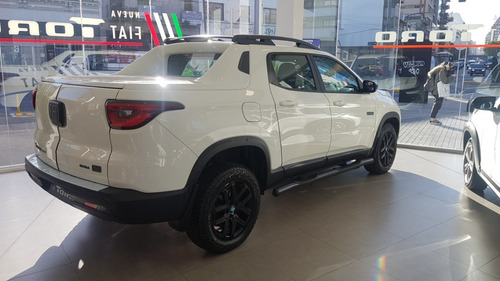 Imagen 3 de 8 de Fiat Toro Ultra My22 At9 4x4 Entrega Inmediata