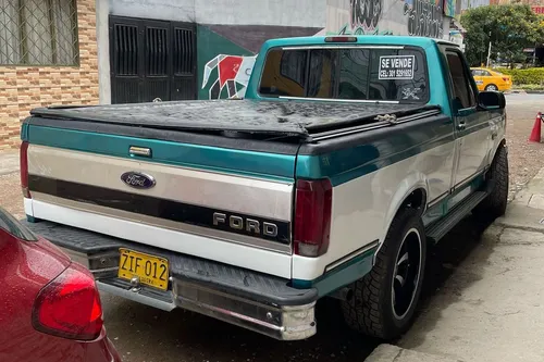 Ford F-150 5.0 Xlt 4x2