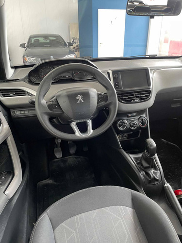 Imagen 11 de 20 de Peugeot 208 Allure 1.5 Nav 2017 Lesbleus