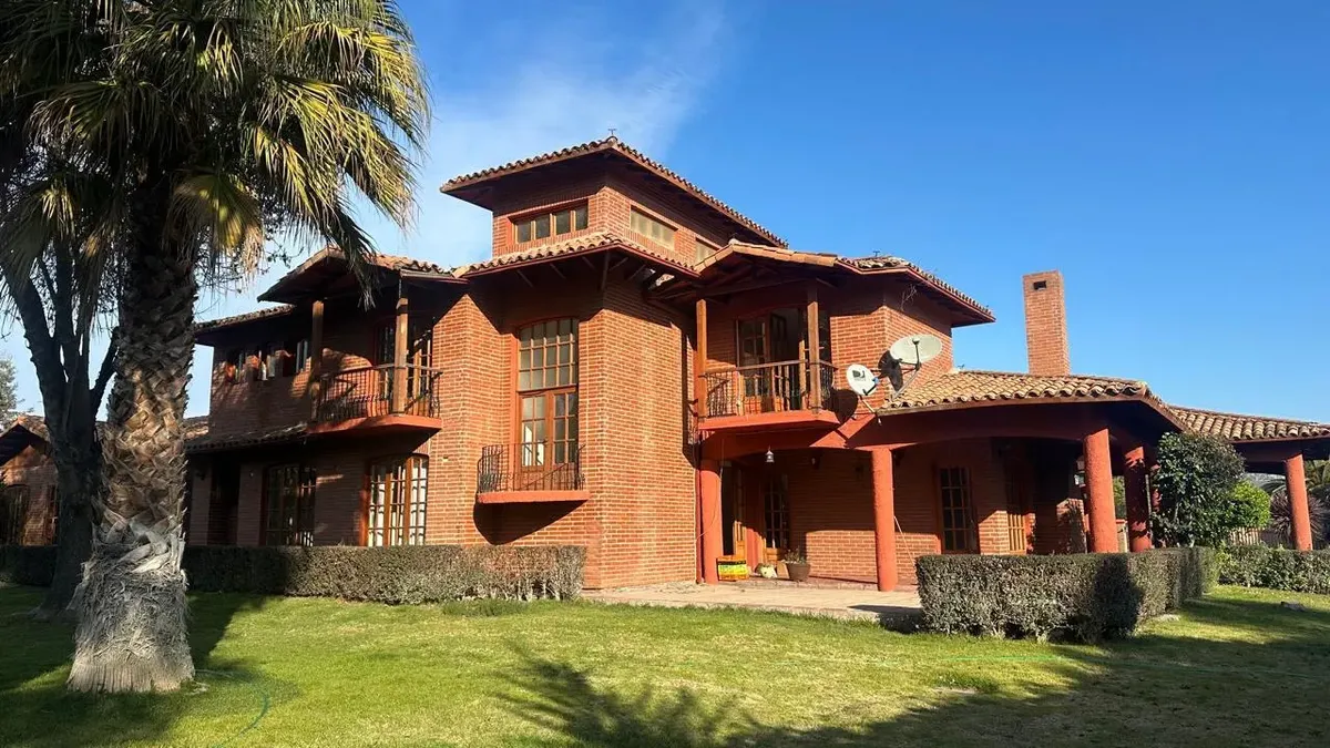 Imagen 3 de 30 de Arriendo Parcela Con Gran Casa 700 M2 Carampangue Talagante