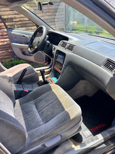 Toyota Camry 2.2