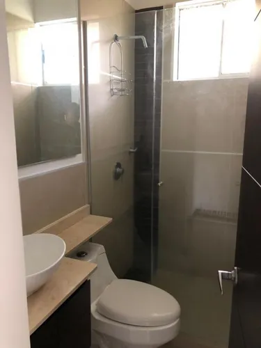 Apartaestudio En Arriendo En Cristales. Cod A8082