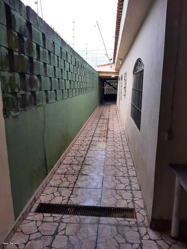 Imagem 2 de 15 de Casa Para Venda Em Itanhaém, Tupy, 2 Dormitórios, 1 Suíte, 1 Banheiro, 1 Vaga - It371_2-1232577
