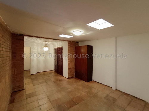 Ip Vendo Apartamento En Colinas De La Tahona 24-10040