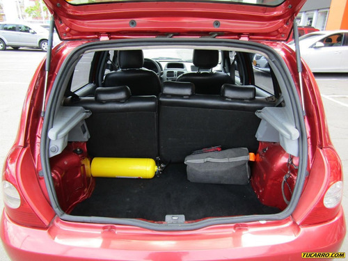 Renault Clio Sedan