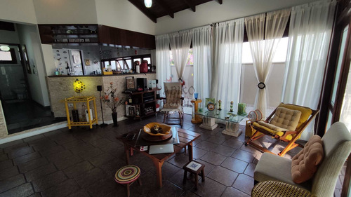 Imagem 7 de 29 de Casa De Condomínio Fechado De Alto Padrão Em Frente A Praia. - V687