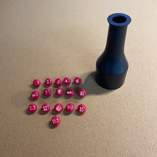 Imagen 5 de 6 de Botella Con Bolitas De Sorteo Billar