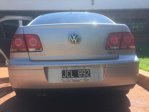 Volkswagen Bora 1.8 Highline T Tiptronic Cuero 2010